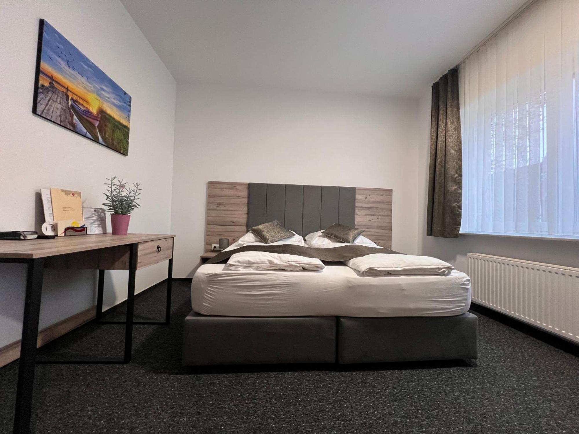 Hotel Dietrichsdorfer Hof คีล ภายนอก รูปภาพ