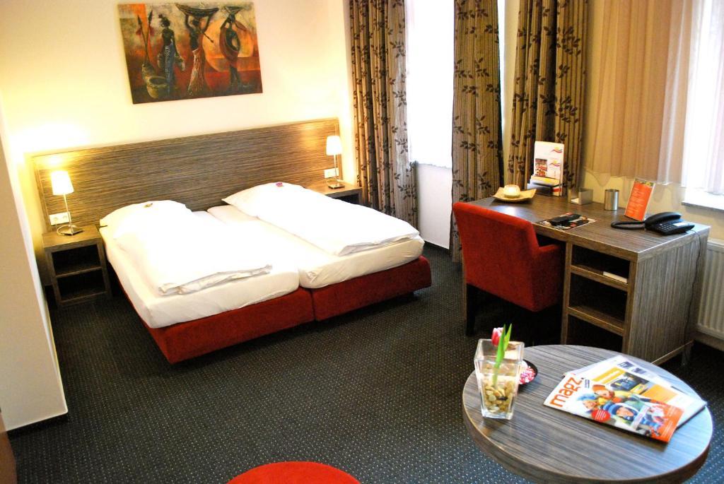 Hotel Dietrichsdorfer Hof คีล ห้อง รูปภาพ