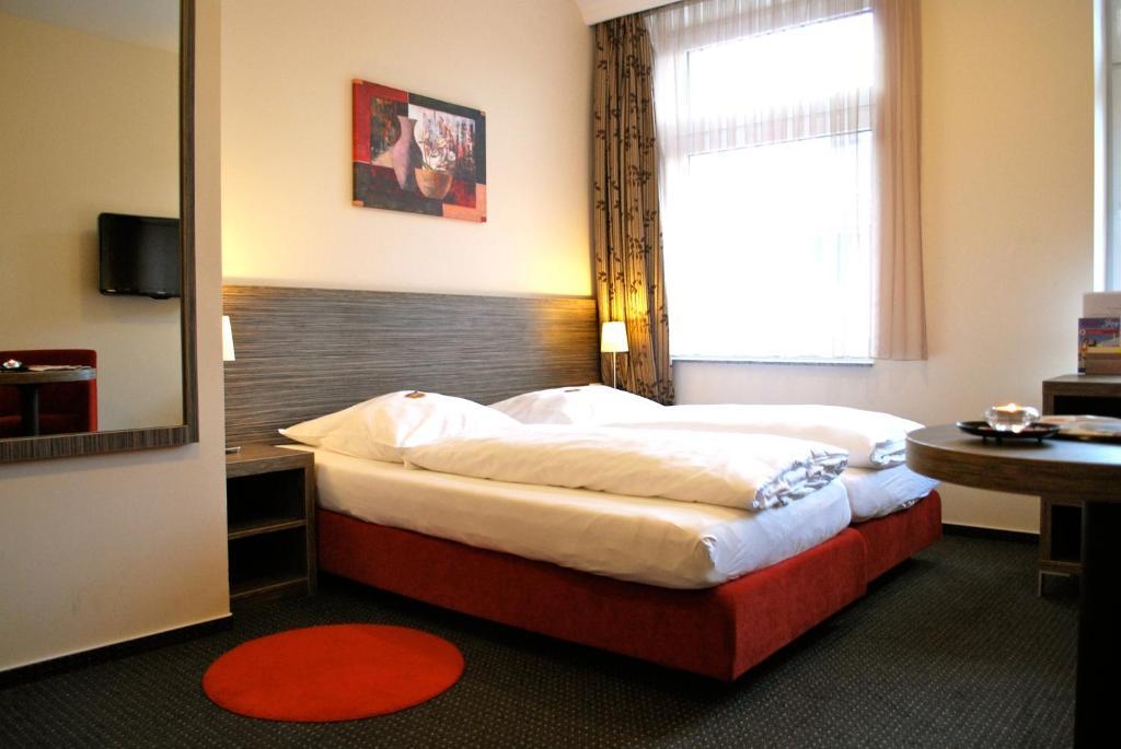 Hotel Dietrichsdorfer Hof คีล ห้อง รูปภาพ